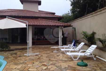 Casa à Venda na Ferradura - Búzios