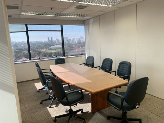 Sala à venda em Cerqueira Cesar, São Paulo, SP