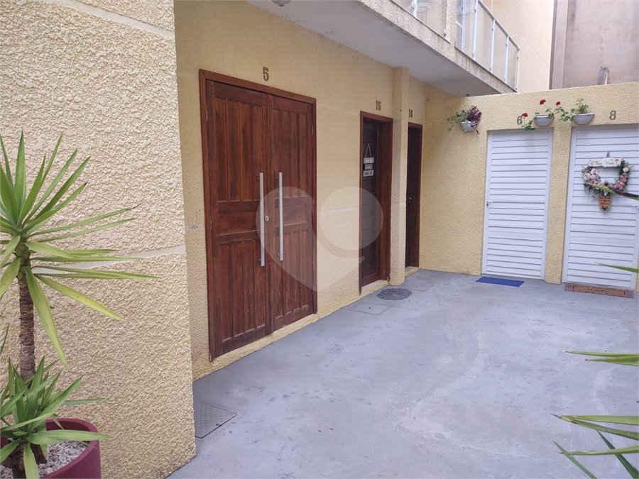 Apartamento à venda com 2 quartos em Reneville, Mairinque, SP