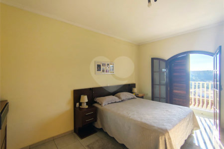 Casa Térrea à venda com 3 quartos, sendo 1 suíte, em Jardim da Fonte, Jundiaí, SP