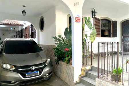 Casa à venda com 4 quartos, sendo 1 suíte, em Grajaú, Rio de Janeiro, RJ