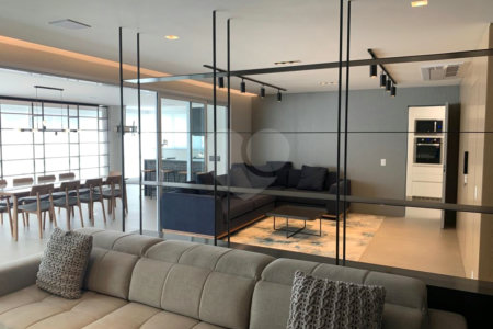 Apartamento à venda com 3 suítes em Indianópolis, São Paulo, SP