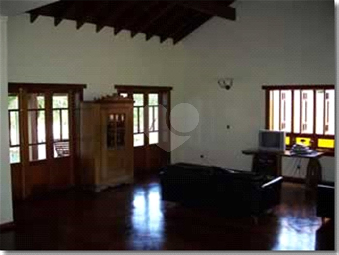 Casa à venda com 3 suítes no condomínio Village Visconde de Itamaracá, Valinhos - SP