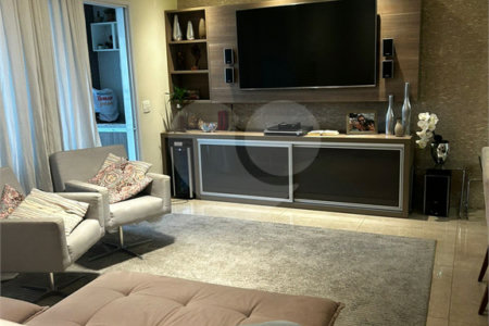 Apartamento à venda com 2 suítes em Parque Reboucas, São Paulo, SP