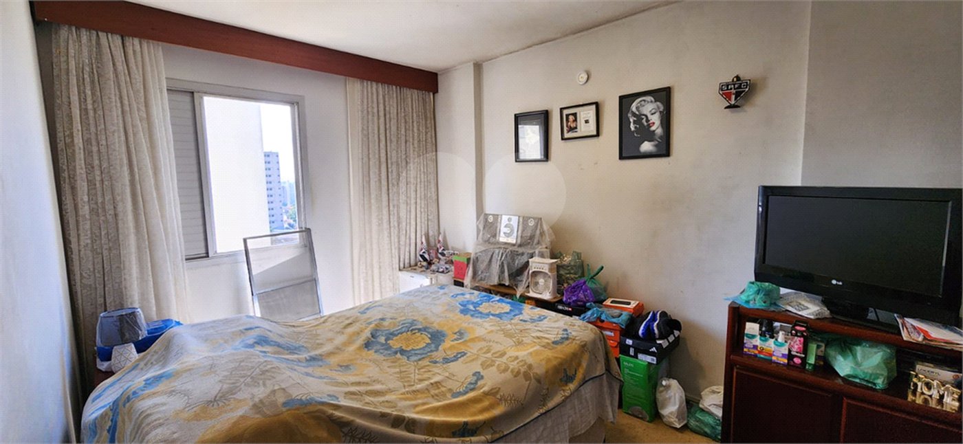 Apartamento à venda com 2 quartos, sendo 1 suíte,  em Vila Regente Feijó, São Paulo, SP