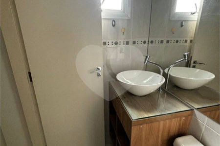 Apartamento à venda com 2 quartos, sendo 1 suíte,  em Santa Maria, São Caetano do Sul, SP