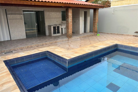 Casa à venda com 3 quartos, sendo 1 suíte, em Jardim São Judas Tadeu, Salto, SP