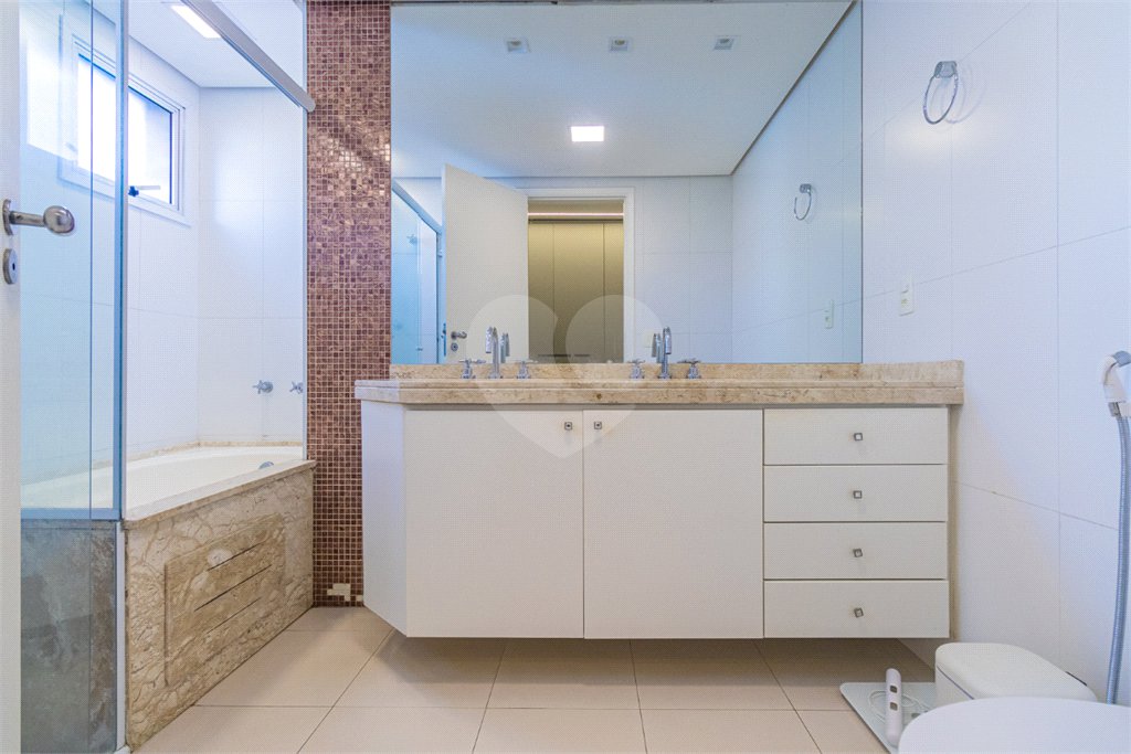 Apartamento à venda com 4 suítes em Brooklin, São Paulo, SP