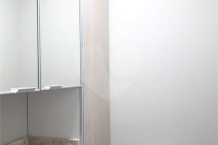 Apartamento à venda com 3 quartos, sendo 1 suíte, em Jardim Umarizal, São Paulo, SP