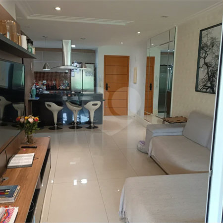 Apartamento à venda ou para alugar com 2 quartos, sendo 1 suíte, em Vila Leonor, São Paulo, SP