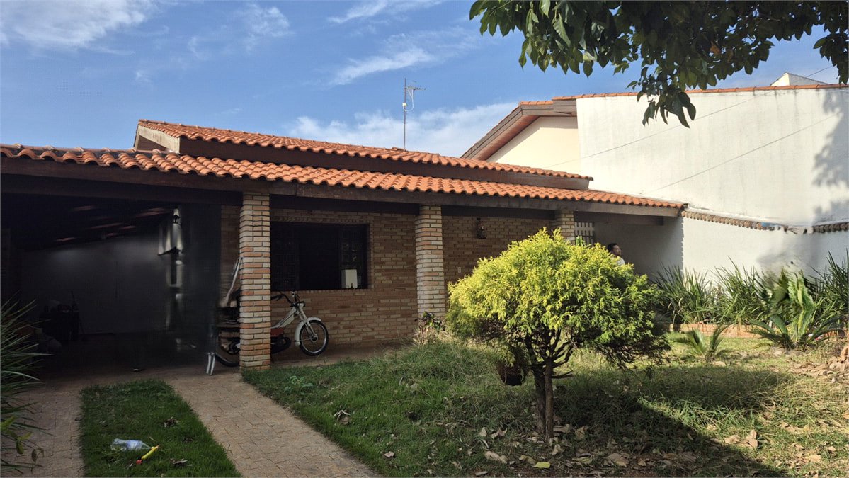 Casa em condomínio para alugar com 2 quartos, sendo 1 suíte,  em Jardim Ibiti do Paço, Sorocaba, SP