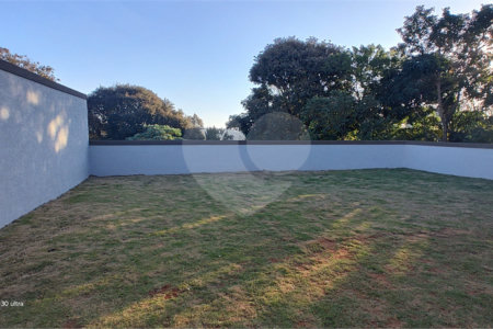 Casa à venda com 3 suítes no condomínio Reserva Ybyra, Atibaia - SP