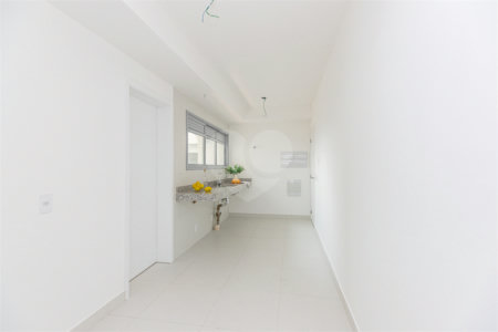Apartamento à venda com 3 suítes em Jardim Marajoara, São Paulo, SP