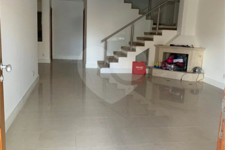 Casa à venda com 5 suítes no condomínio Jardim São Felipe, Atibaia - SP
