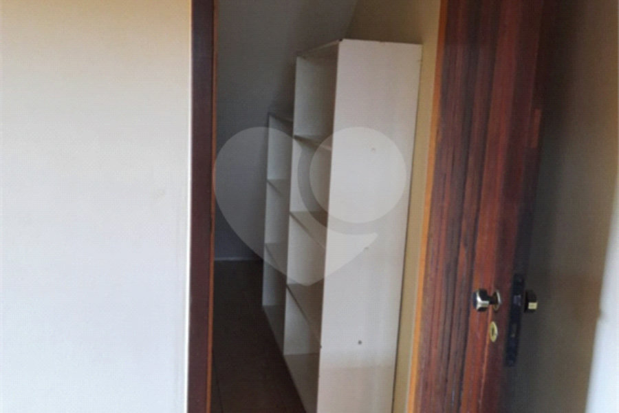 Sobrado à venda com 3 quartos, sendo 1 suíte, em Portal da Primavera, Cotia, SP