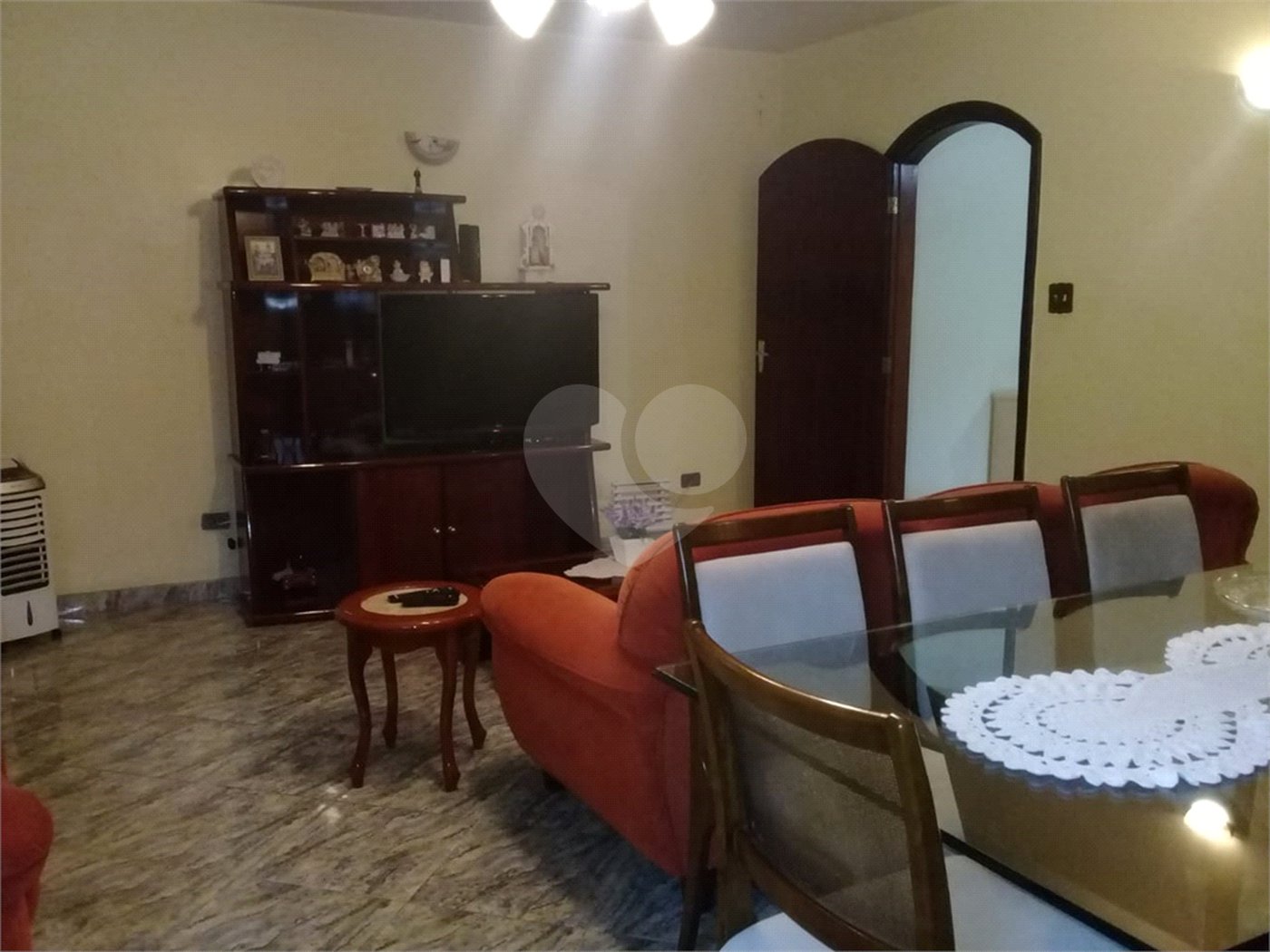 Casa à venda com 3 quartos, sendo 2 suítes, em Santana, São Paulo, SP