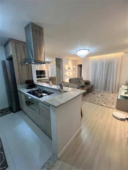 Apartamento à venda | 82 m² | 3 dormitórios | 2 vagas