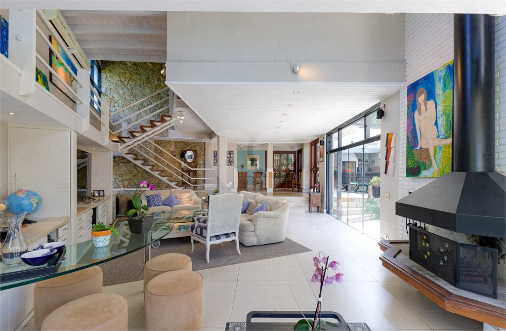 Casa à venda com 3 quartos, sendo 1 suíte, em Brooklin, São Paulo, SP