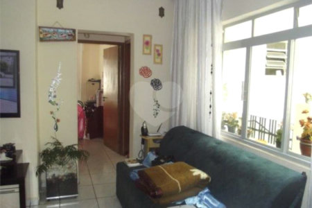 Sobrado à venda com 2 quartos, sendo 1 suíte, em Vila Dalila, São Paulo, SP