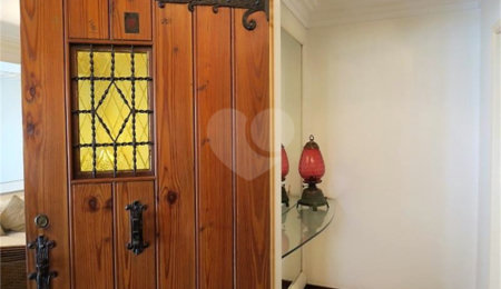 Apartamento à venda com 3 quartos, sendo 1 suíte,  em Real Parque, São Paulo, SP