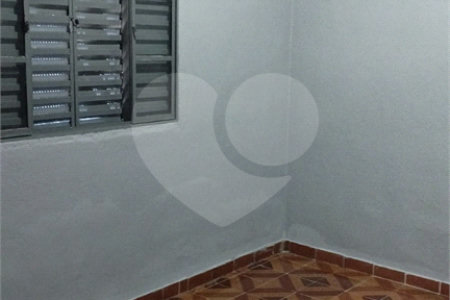 Sobrado à venda com 3 quartos, sendo 1 suíte,  em Parque Morumbi, Mogi das Cruzes, SP