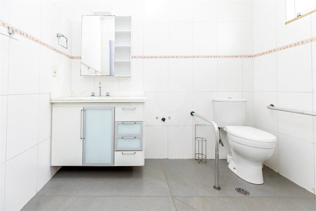 Casa no condomínio Condomínio Villa de São Paulo para venda com 2 quartos, sendo 2 suítes , 200m²