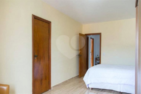 Apartamento à venda com 3 quartos, sendo 1 suíte, em Jardim Guimarães, Guarulhos, SP