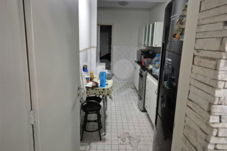 Sobrado à venda com 3 quartos, sendo 1 suíte, em Indianópolis, São Paulo, SP