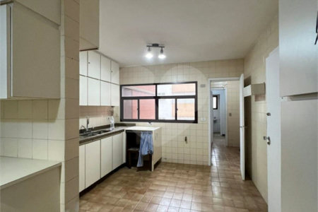 Apartamento à venda com 3 suítes em Itaim Bibi, São Paulo, SP