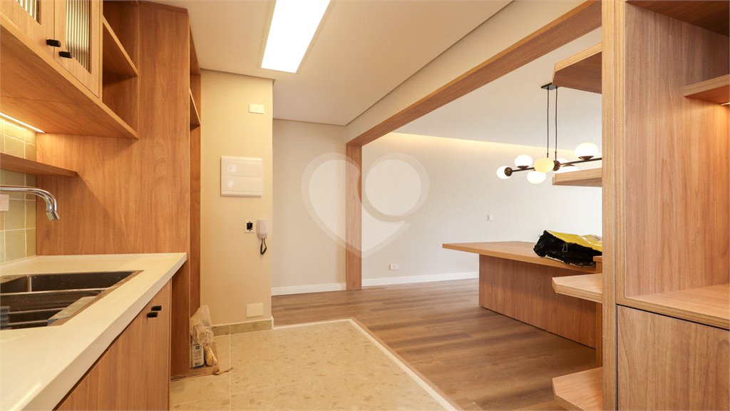 Apartamento à venda com 2 quartos, sendo 1 suíte,  em Vila Uberabinha, São Paulo, SP