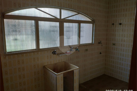 Casa à venda com 5 quartos, sendo 1 suíte, em Jaguaré, São Paulo, SP