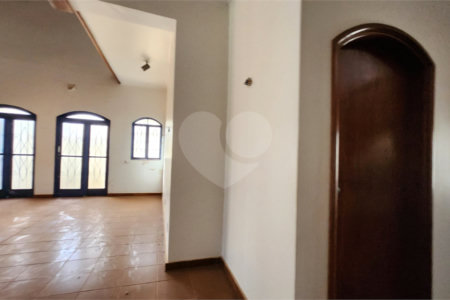 Casa à venda com 4 suítes em Vila Harmonia, Araraquara, SP