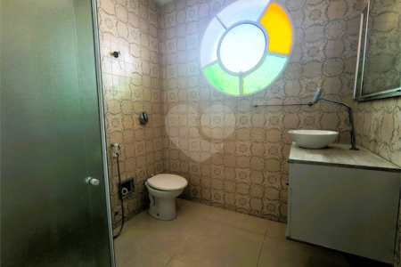 Sobrado à venda com 3 quartos, sendo 1 suíte,  em Jardim Esmeralda, São Paulo, SP