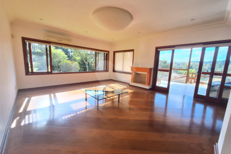 Casa à venda com 3 suítes no condomínio Chácaras do Lago, Vinhedo - SP