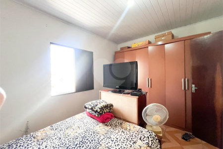 Casa à venda com 3 quartos em Chora Menino, São Paulo, SP