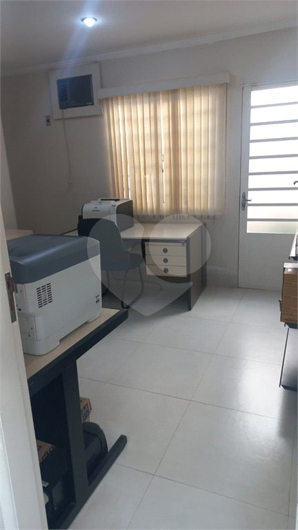 Salão Comercial à venda ou para alugar em Vila Vitória, Mogi das Cruzes, SP