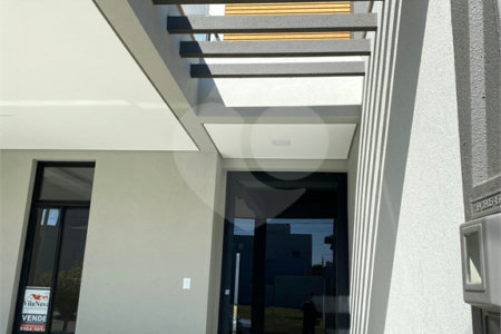 Casa à venda com 3 quartos, sendo 1 suíte, no condomínio Jardim Park Real, Indaiatuba - SP