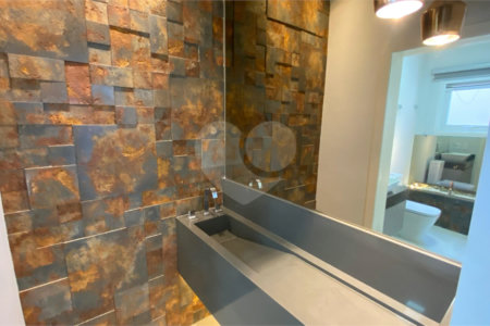 Casa à venda com 4 suítes no condomínio Portal Horizonte, Bragança Paulista - SP