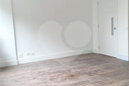 Apartamento à venda com 3 quartos, sendo 1 suíte, em Perdizes, São Paulo, SP