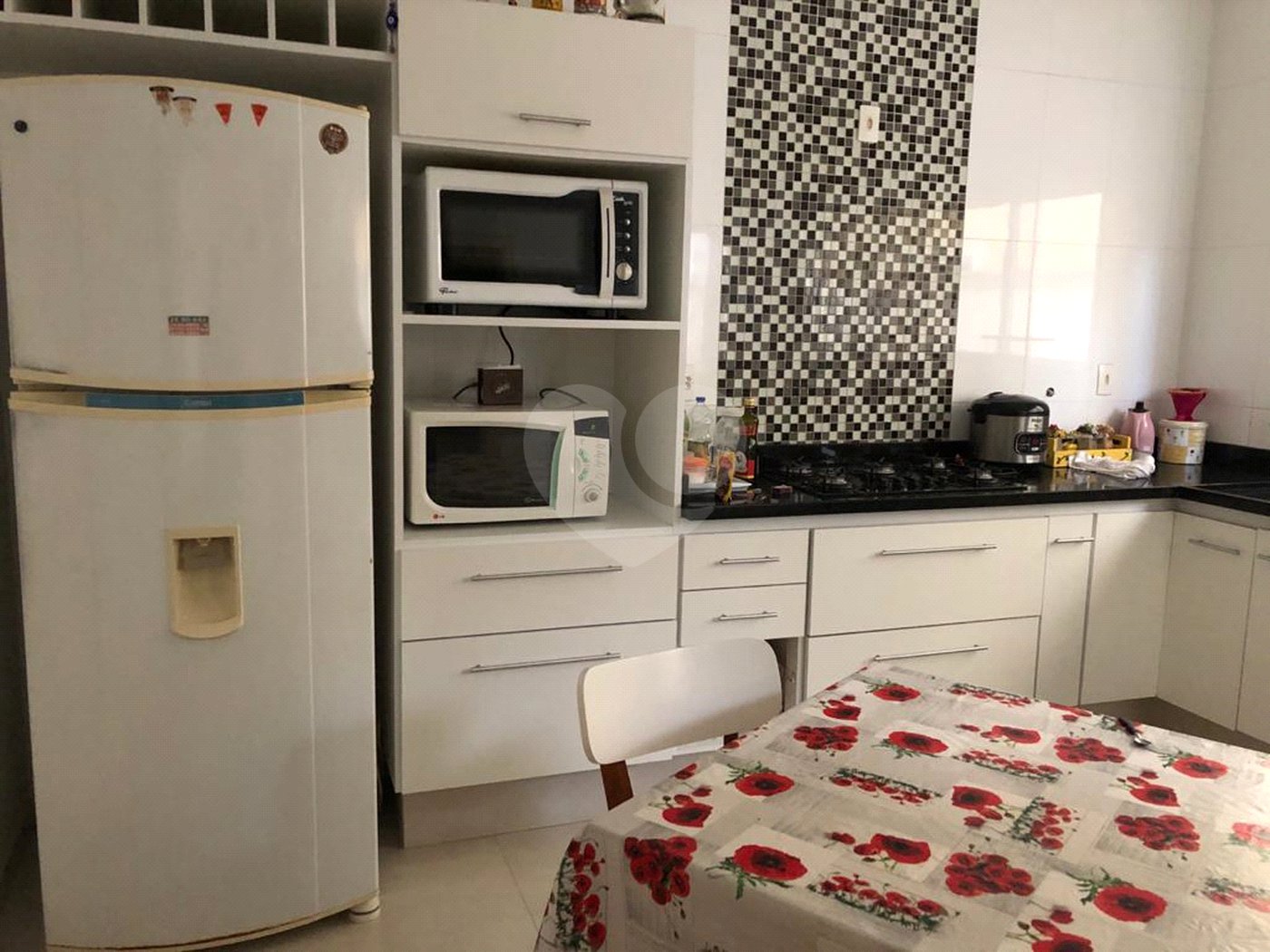 Casa à venda com 3 suítes no condomínio Aldeia da Mata, Votorantim - SP