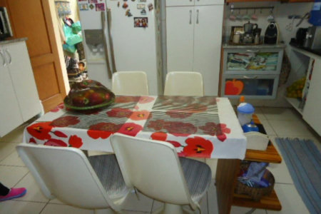 Casa à venda com 3 quartos, sendo 1 suíte,  em Jardim das Vertentes, São Paulo, SP