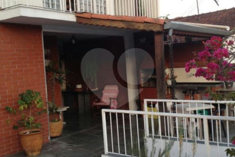 Sobrado à venda com 3 quartos, sendo 1 suíte, em Horto Florestal, São Paulo, SP