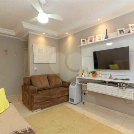 Casa à venda com 3 quartos, sendo 1 suíte, em Chora Menino, São Paulo, SP