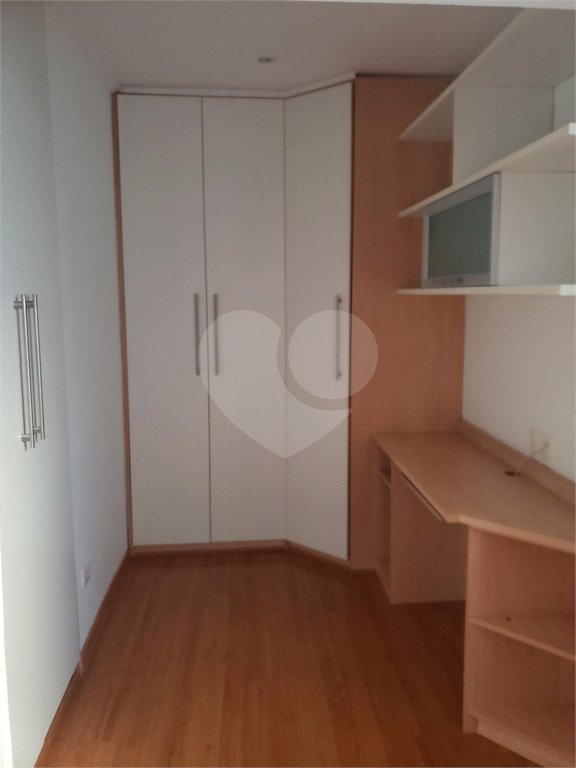 Casa à venda com 4 quartos, sendo 1 suíte,  em Vila Oliveira, Mogi das Cruzes, SP