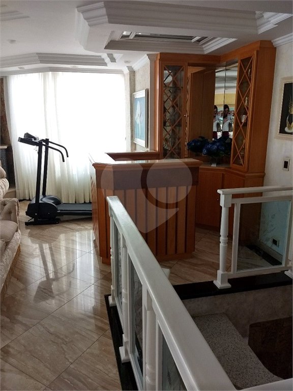 Triplex à venda com 4 suítes em Vila Paulicéia, São Paulo, SP