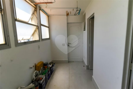 Apartamento à venda com 3 quartos, sendo 2 suítes, em Vila Andrade, São Paulo, SP