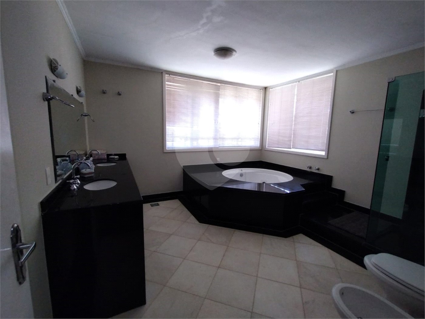 Casa à venda com 5 suítes em Jardim Colombo, Itapetininga, SP