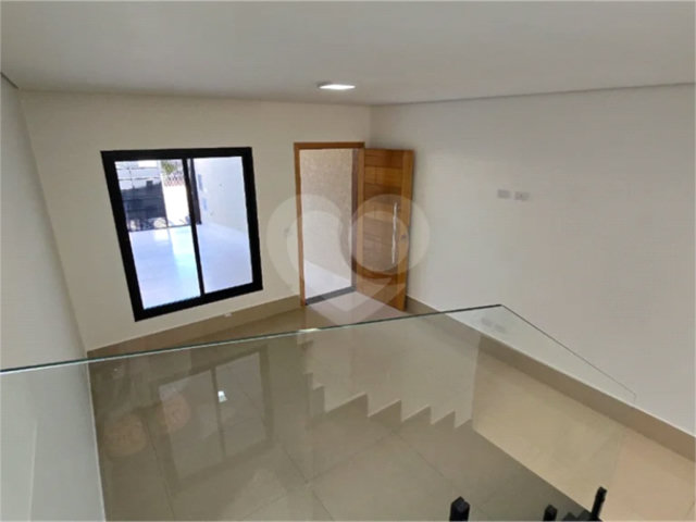 Sobrado à venda com 3 quartos, sendo 1 suíte,  em Jardim Maristela, São Paulo, SP