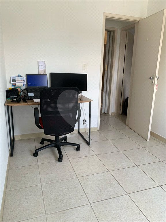 Apartamento à venda com 2 quartos em Santo Amaro, São Paulo, SP