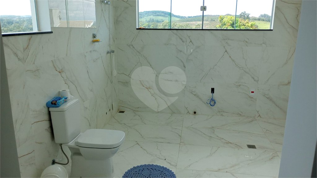 Casa à venda com 3 suítes em Caixa D´água, Vinhedo, SP